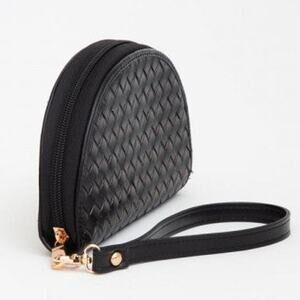 Vegan Woven Wedge Leather Wristlet Black